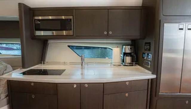 GARBONZO yacht for sale 15