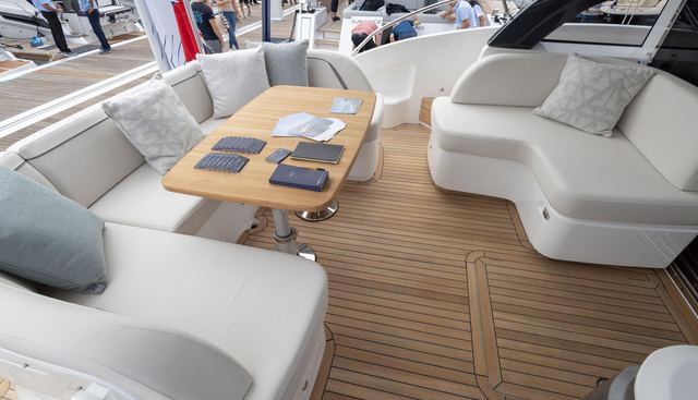 Eos yacht for sale 14