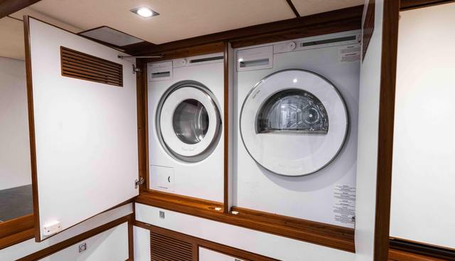 Martini yacht for sale 43