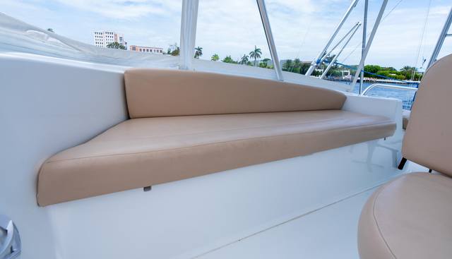 Knotty Girl yacht for sale 32