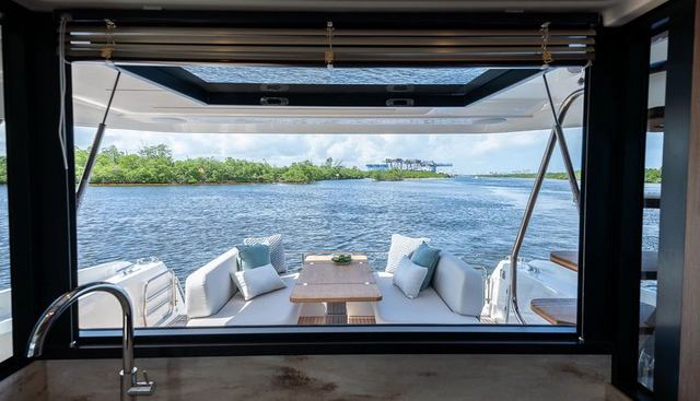 F4.9 yacht for sale 23