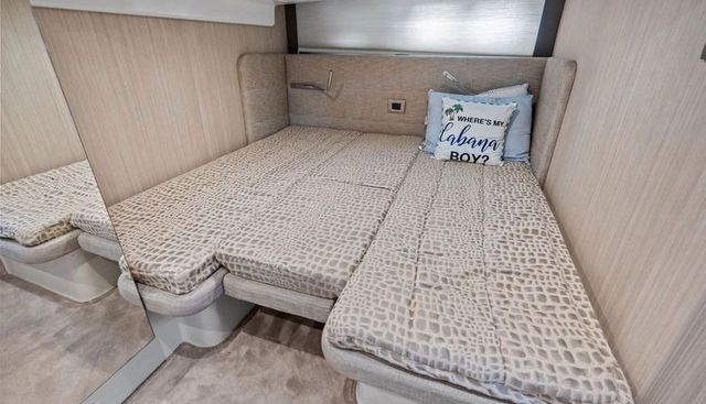 noname yacht for sale 34