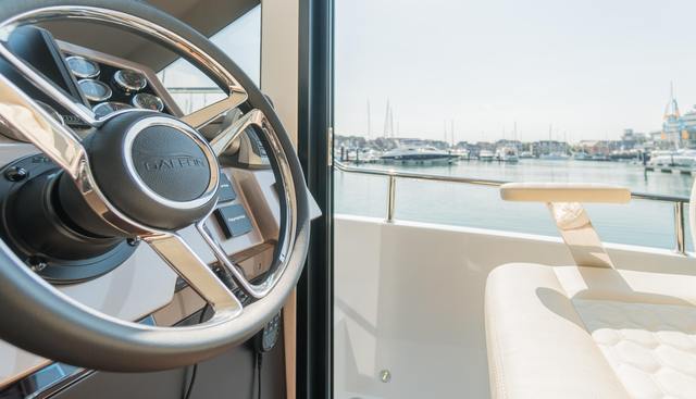 MyShell yacht for sale 33