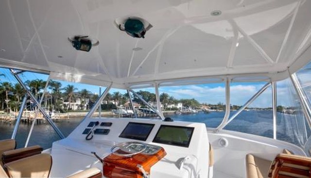 FARMERS DAUGHTER yacht for sale 14