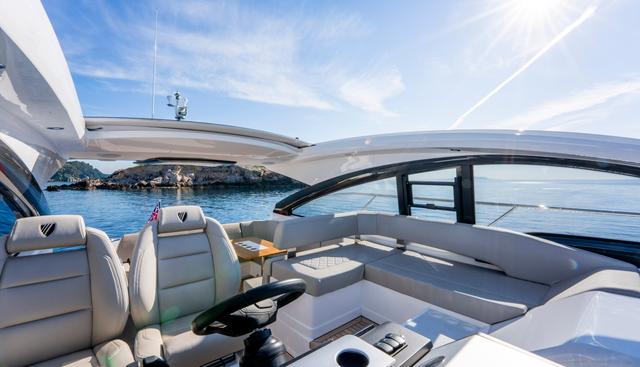 Fairline Targa 45 - Open yacht for sale 9