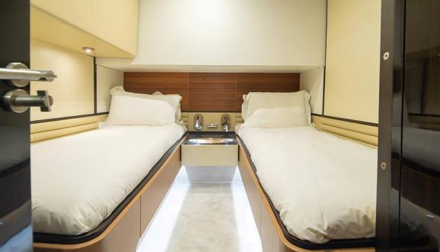 TACHYON yacht for sale 14