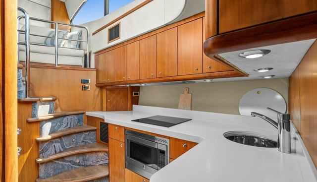 Cheers yacht for sale 29