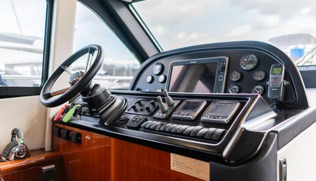 noname yacht for sale 10