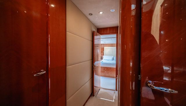 BAR.CO yacht for sale 22