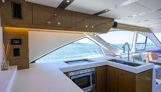 UNORTHODOCS yacht for sale 40