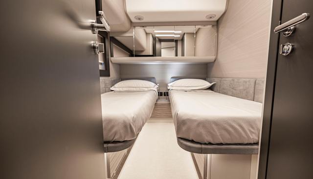 SEA SUITE I yacht for sale 84