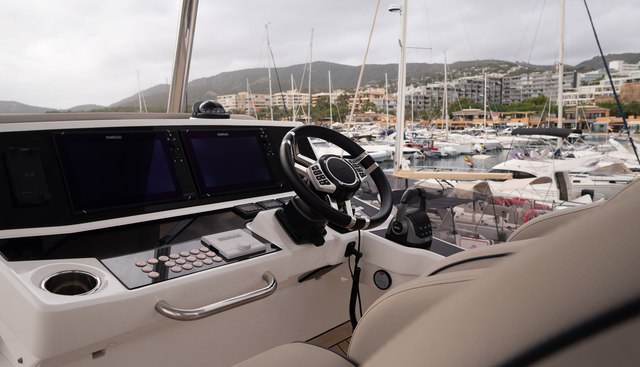 CHILLI DIP 2 yacht for sale 9