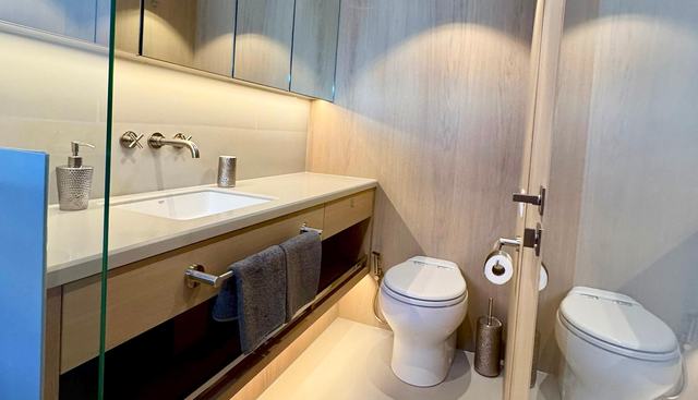 Adventure 780/ 01 yacht for sale 25