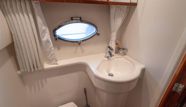 Place2Be yacht for sale 32