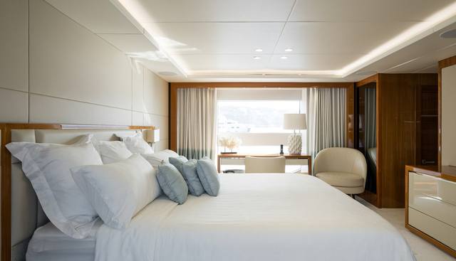 MERCY OCEANS yacht for sale 14