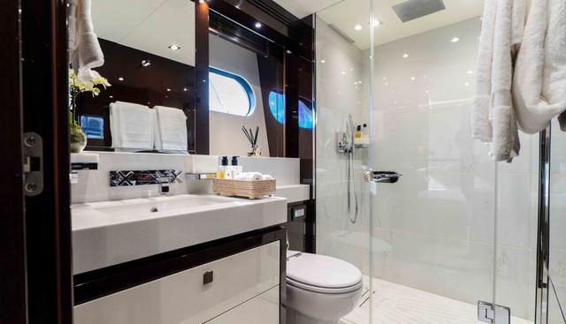 KING POWER yacht for sale 55