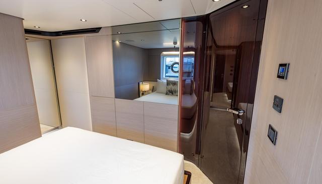 CAPTAIN MORGAN II yacht for sale 70