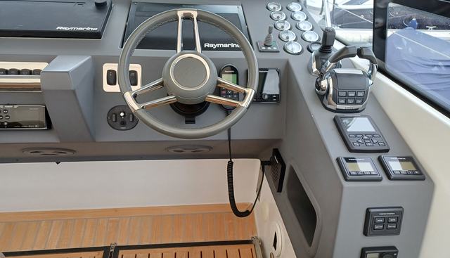 noname yacht for sale 9
