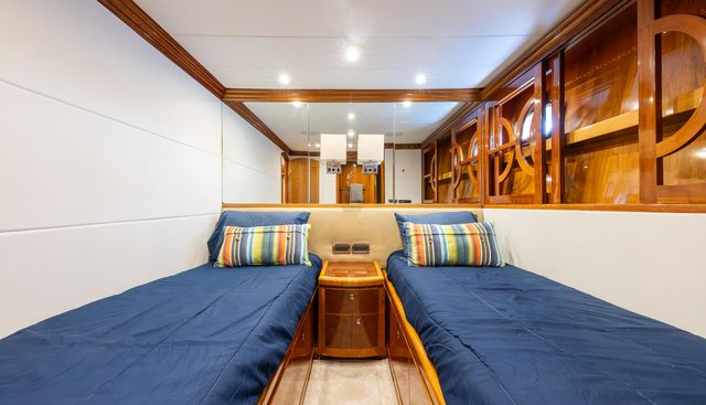 Ocean 1 yacht for sale 77