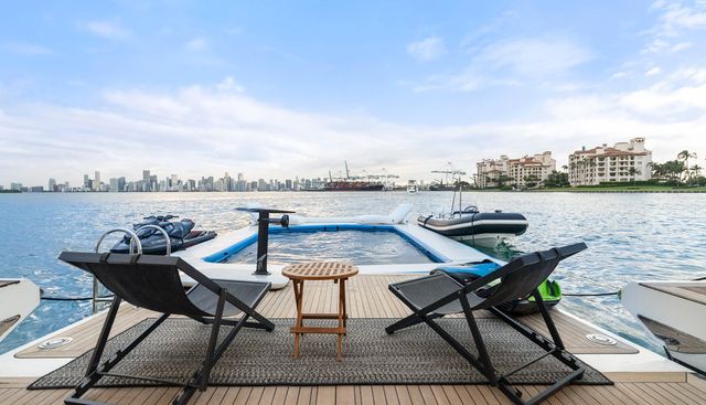 Freedome yacht for sale 33