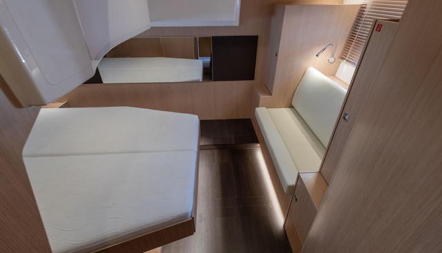noname yacht for sale 30