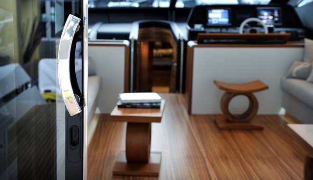 SARNICO GRANDE HULL #3 yacht for sale 5