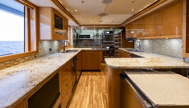 ELIS ET MAR yacht for sale 34