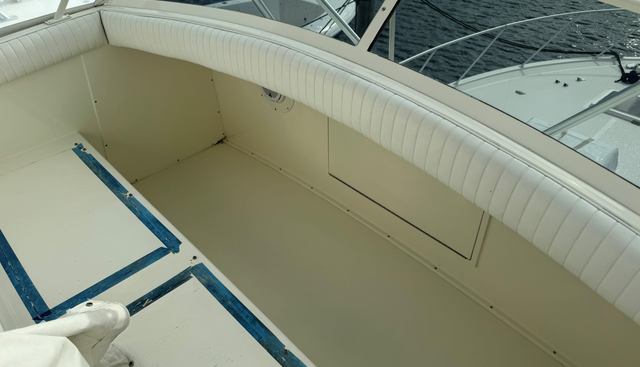 Reel Trio yacht for sale 17