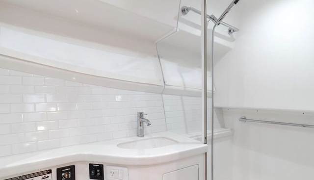 Commodore Two yacht for sale 50