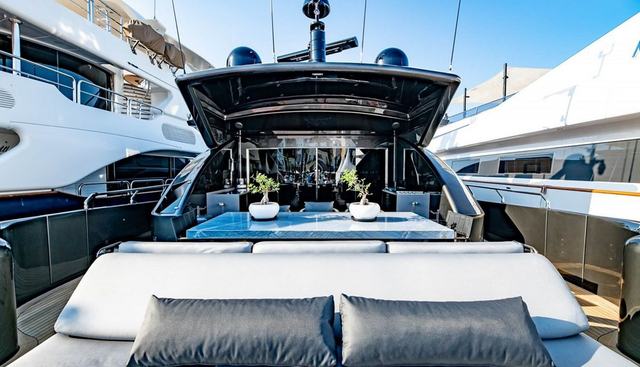 EVA yacht for sale 13