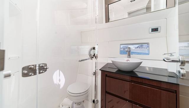 ADAMAS yacht for sale 43