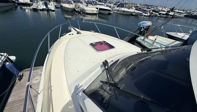 Madness yacht for sale 14