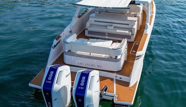 OSO DEL MAR yacht for sale 9