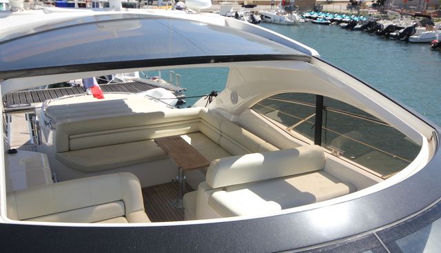 DIVERSION yacht for sale 10