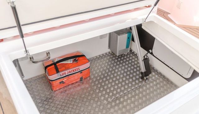 Intrepid yacht for sale 35