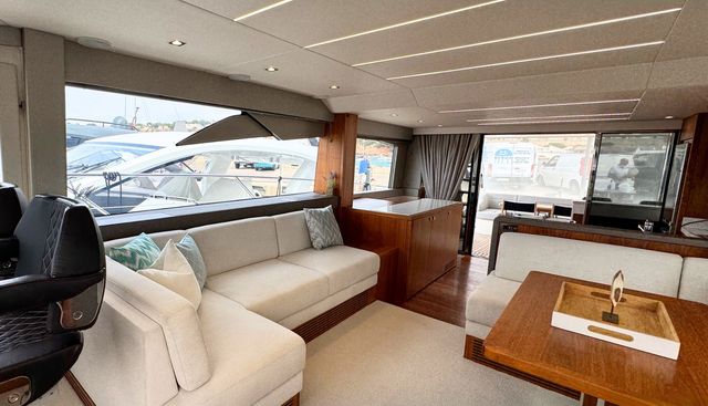 ELU yacht for sale 13