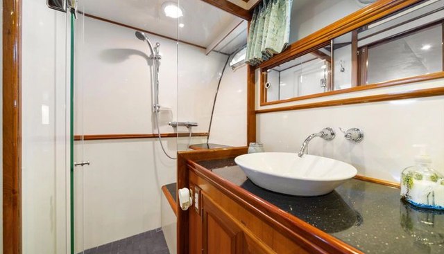 The Cotton Picker yacht for sale 47