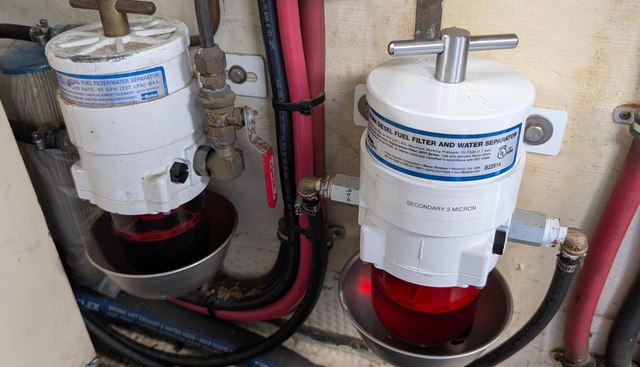 Mas Fina yacht for sale 40