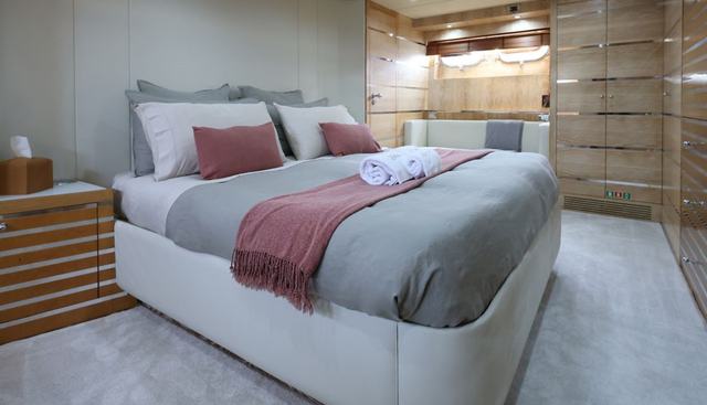 DEA ONE yacht for sale 20