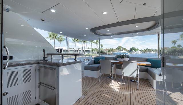 Live Mas yacht for sale 7