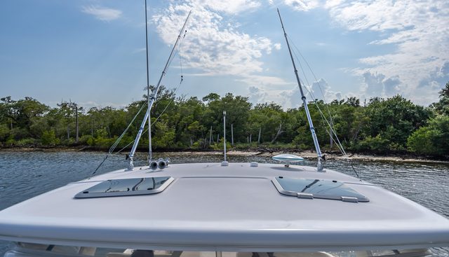 Escapade yacht for sale 32