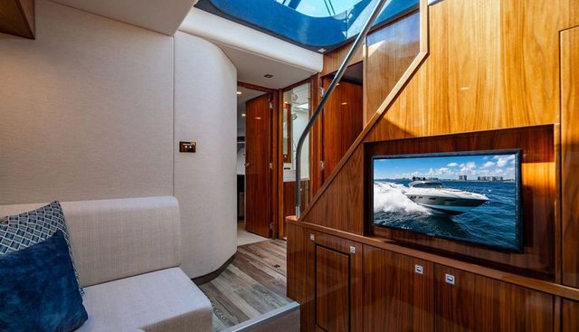 EL MAR V yacht for sale 538