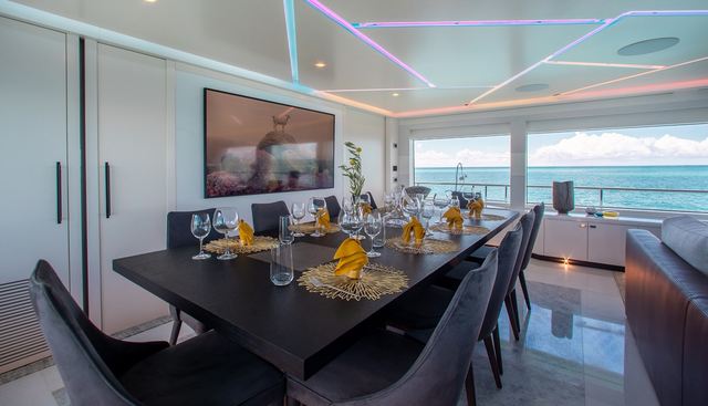 Curfew II yacht for sale 13