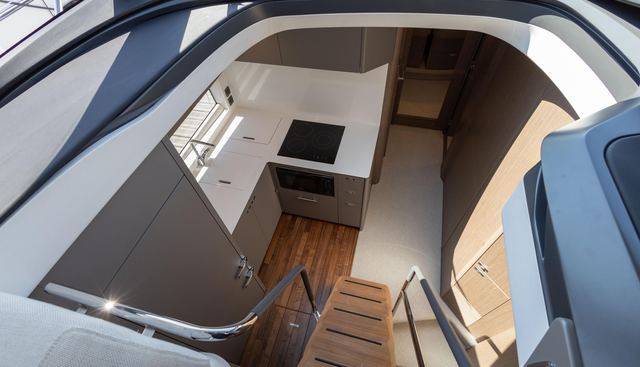 V50960 - 3 CABIN DECK VERSION yacht for sale 29