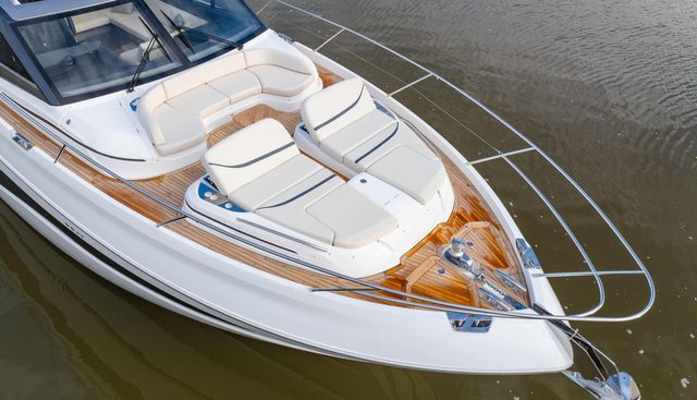 S65524 yacht for sale 22