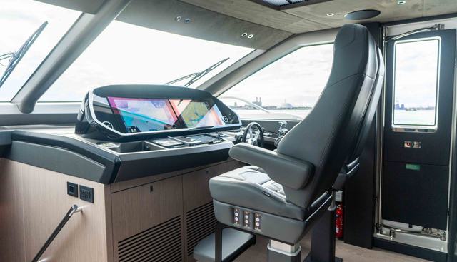 9352490 yacht for sale 28