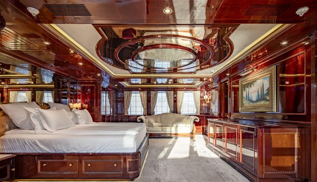 RICHAR yacht for sale 17