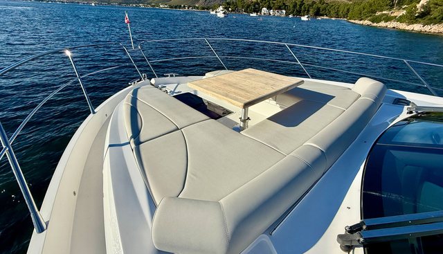 KNOT NAUTI yacht for sale 19