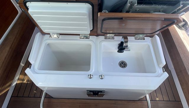 YAKI DA yacht for sale 13