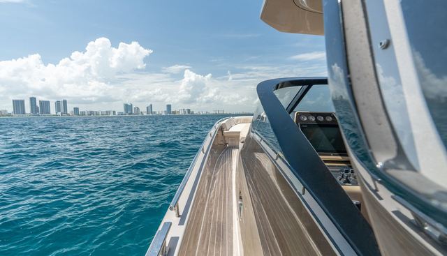 SPIN yacht for sale 35